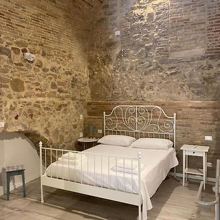 Le Volte Nel Borgo Lägenhet Termoli Exteriör bild