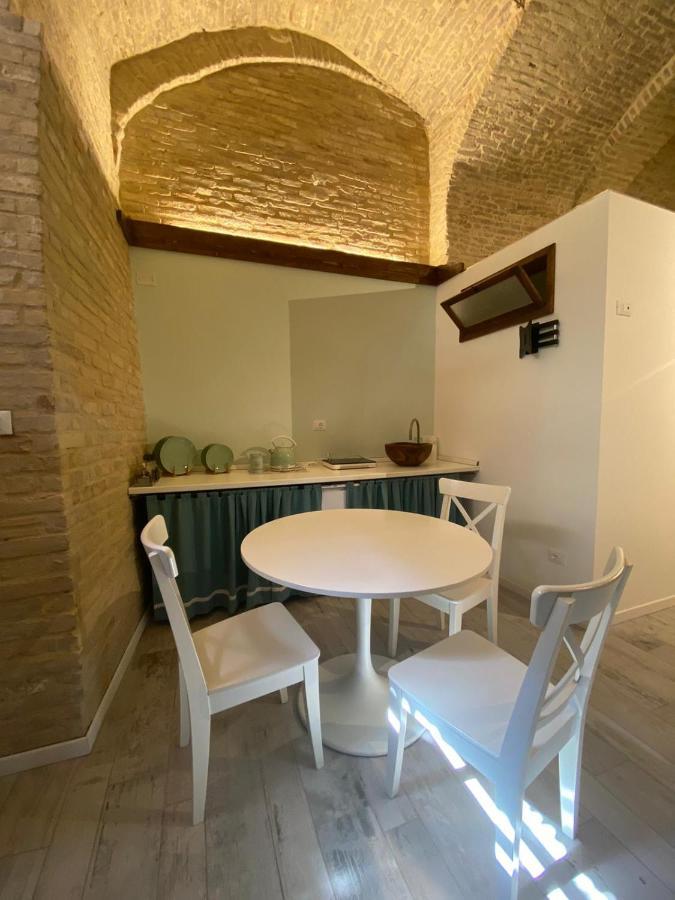 Le Volte Nel Borgo Lägenhet Termoli Exteriör bild